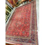 AN ANTIQUE PERSIAN TABRIZ CARPET 355 x 234 cm