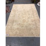 A ORIENTAL CARPET OF ZEIGLER DESIGN 270 x 180cms