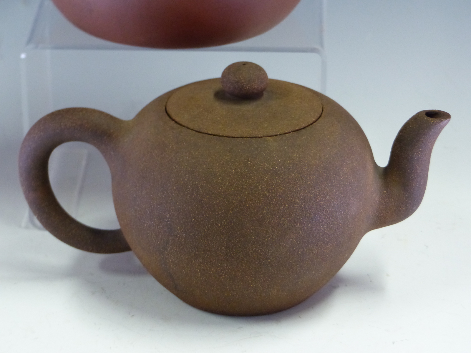 A CHINESE YIXING RED WARE TEA POT BEARING SEAL MARKS INSIDE THE COVER AND ON THE FOOT. Dia 15cms. - Image 3 of 15
