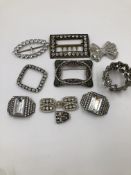 A COLLECTION OF VARIOUS ANTIQUE AND LATER PASTE AND DIAMANTE JEWELLERY TO INCLUDE BUCKLES, BROOCHES,