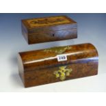 A TONBRIDGE WARE ROSEWOOD BOX BY EDMUND NYE, THE RECTANGULAR LID WORKED WITH THREE ROSES. W 18cms.