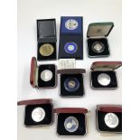 A COLLECTION OF SILVER PROOF COINS, COMMEMORATIVE COINS AND BANKNOTES TO INCLUDE, SIX BALIWICK OF