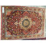 A PERSIAN CLASSIC DESIGN RUG 150 x 106 cms