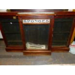 A VICTORIAN MAHOGANY BREAKFRONT SHOP DISPLAY UNIT, THE TOP INSET WITH A CENTRAL SLAB OF GREY MARBLE