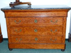 A 19th C. FRENCH SATINWOOD GREY MARBLE TOPPED CHEST OF FOUR GRADED LONG DRAWERS, THE PLINTH BASE ON