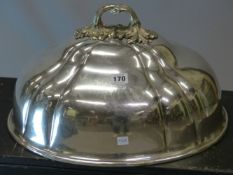 AN ELECTROPLATE MEAT PLATTER COVER WITH A FOLIATE HANDLE BY SAVORY AND SONS, LONDON. W 45.5cms.