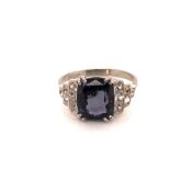 A VINTAGE ART DECO STYLE PURPLISH / GREY SPINEL AND PASTE STONE RING. THE SPINEL MEASUREMENTS 10.5 X