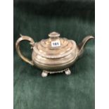 A GEORGE IV SILVER TEA POT BY EMES AND BARNARD, LONDON 1824, THE ROUNDED RECTANGULAR FORM WITH