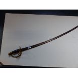 AN AMERICAN CIVIL WAR LIGHT CAVALRY SWORD STAMPED BELOW THE BRASS GUARD 1865 AND J F. 106cms.