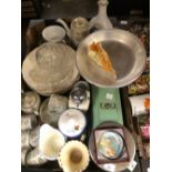 COFFEE MUGS, DINNER WARES, OTHER CERAMICS AND A SET OF KITCHEN SCALES