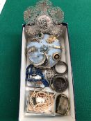 THREE HALLMARKED SILVER NAPKIN RINGS, VARIOUS COSTUME BROCHES, METAL WARES ETC.