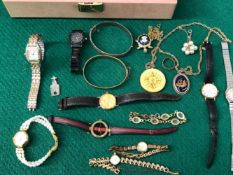 VARIOUS WATCHES AND COSTUME JEWELLERY, AND A SILVER BANGLE CONTAINED IN A VINTAGE JEWELLERY BOX.