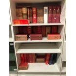 A COLLECTION OF ANTIQUE AND LATER REFERENCE BOOKS PERTAINING TO PEERAGE, WHO'S WHO BURKES PEERAGE