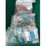 A LARGE QUANTITY OF TURQUOISE COSTUME BEADS, JEWELLERY FINDINGS AND COMPONENTS FOR CRAFTING.