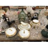 AYNSLEY GOLD EDGED DINNER WARES, GLASS DECANTERS AND DRINKING GLASS, AN OIL LAMP AND A DOULTON