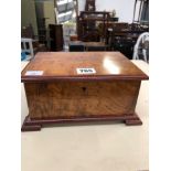 A BURR WOOD JEWELLERY BOX WITH INTERNAL LIFT OUT TRAY