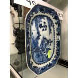 AN 18th CENTURY CHINESE BLUE AND WHITE PLATTER PAINTED WITH ISLAND SCENES