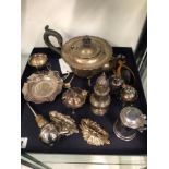 A HALLMARKED SILVER AND OTHER COLLECTABLE'S TO INCLUDE A TEAPOT, CRUETS, A DUNHILL TABLE LIGHTER