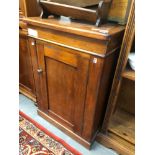 A SMALL VICTORIAN MAHOGANY SIDE CABINET. H 88 W 61 D 44cms
