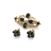 A 9ct GOLD HALLMARKED SAPPHIRE AND PEARL BROOCH TOGETHER WITH A PAIR OF SIMILAR SAPPHIRE AND DIAMOND