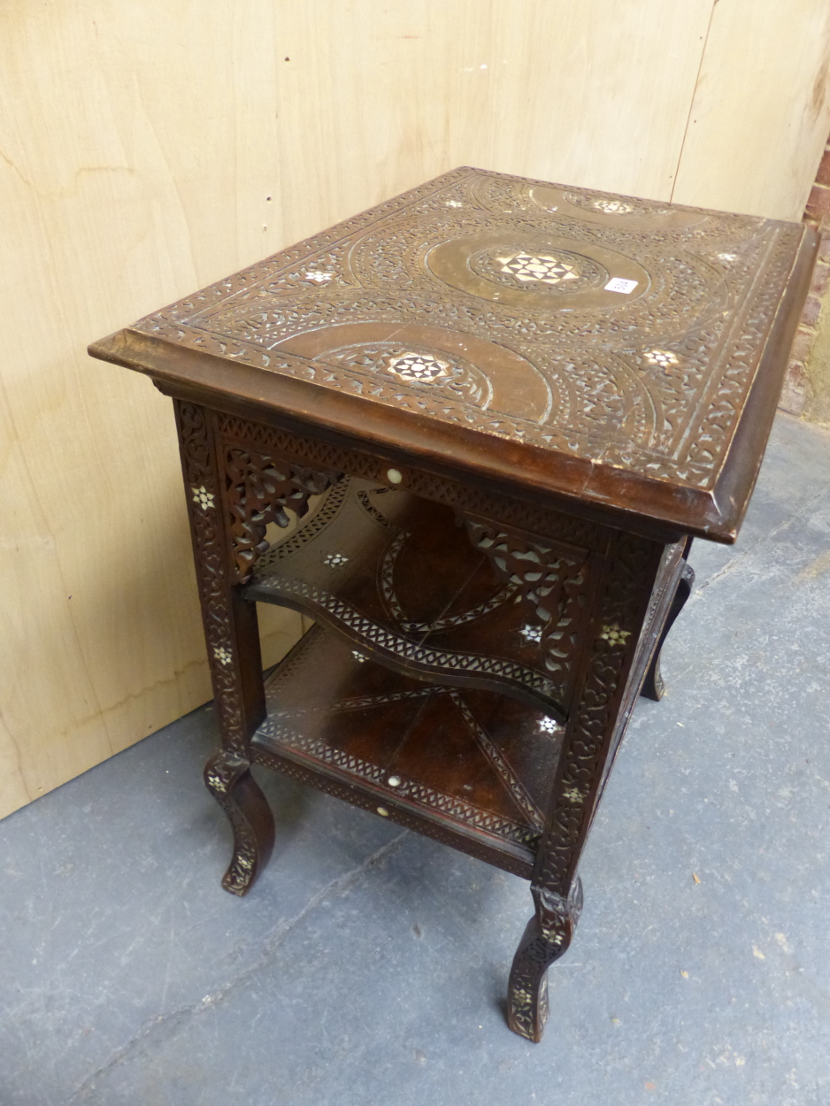 AN ISLAMIC MAHOGANY THREE TIER TABLE, EACH BLIND FRET CARVED WITH FOLIAGE BANDS ABOUT MOTHER OF - Image 5 of 5