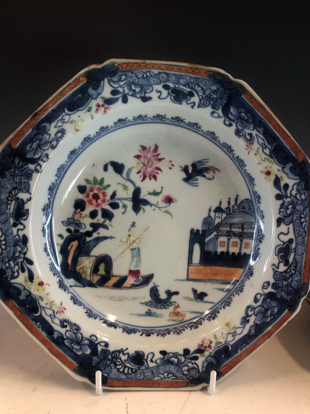 SIX LATE 18th C CHINESE SOUP PLATES PAINTED IN UNDERGLAZE BLUE AND FAMILLE ROSE WITH A LADY - Image 6 of 29