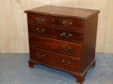 A GEORGE III MAHOGANY CHEST OF FOUR GRADED DRAWERS ON BRACKET FEET. W 80 x D 49 x H 81cms.