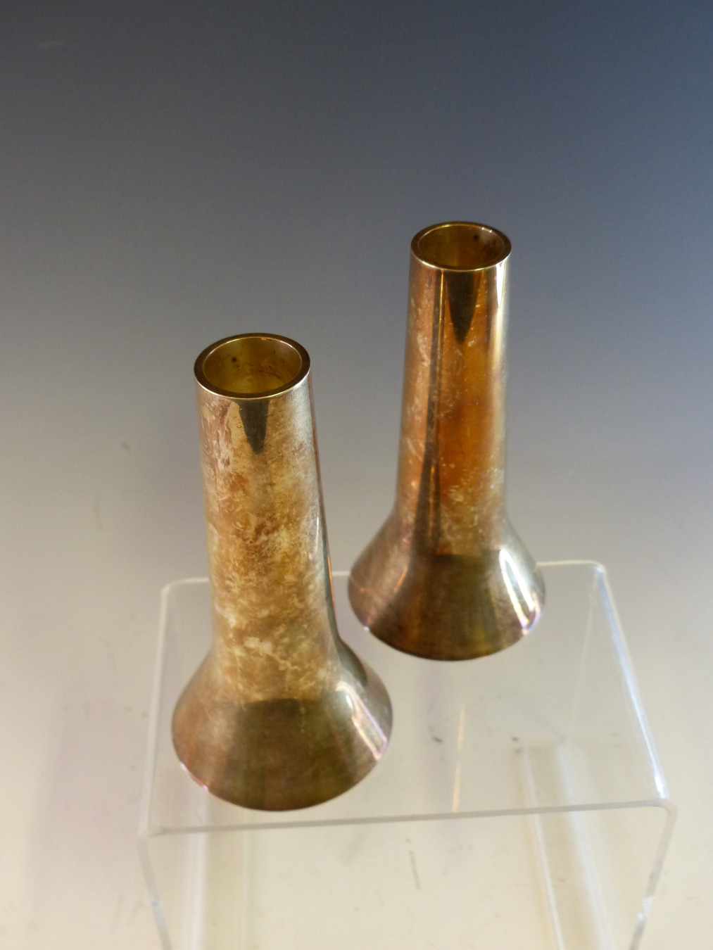 A PAIR OF GEORG JENSEN STERLING SILVER 1140 CANDLESTICKS FLARING FROM THE NOZZLES TO THE FOOT - Image 2 of 4
