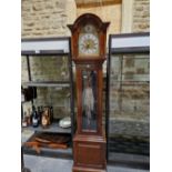 AN EARLY 20th C. MAHOGANY LONG CASED THREE TRAIN CLOCK WITH TUBULAR BELL STRIKE AND CHIME, THE