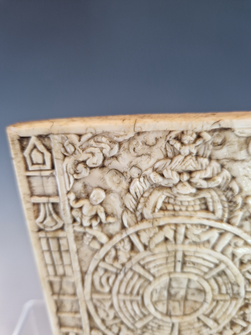 A TIBETAN ELEPHANT TOOTH PANEL CARVED WITH AN ASTROLOGICAL CALENDAR OR KALACHAKRA, THE WHEEL - Image 3 of 6