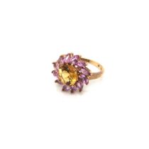 A 9ct HALLMARKED GOLD GEMSET FOLIATE STYLE RING. FINGER SIZE O. WEIGHT 4.42grms.