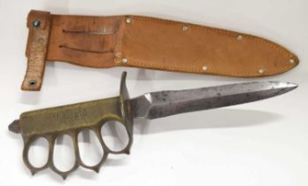 American First World War Mk I trench knife with double edged blade and brass knuckle duster grip