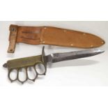 American First World War Mk I trench knife with double edged blade and brass knuckle duster grip