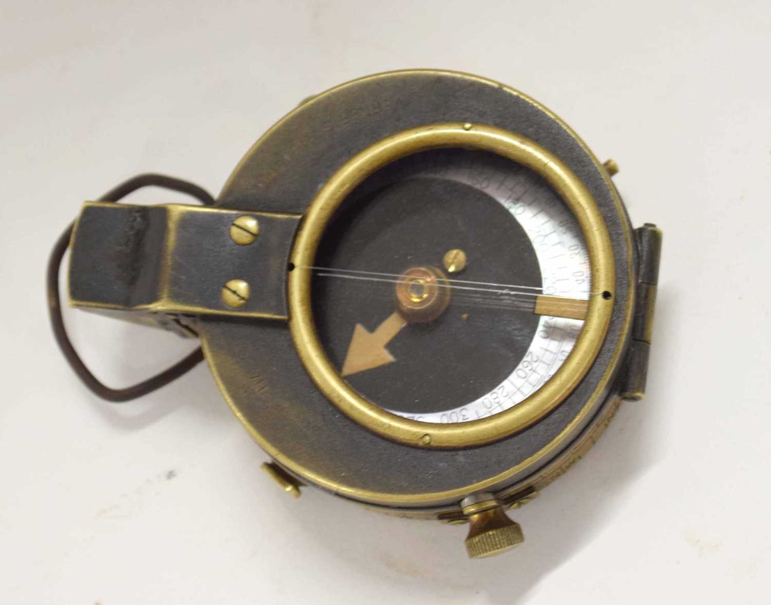 British WWI 1915 dated prismatic marching compass manufactured by Anglo-Swiss Association No - Image 2 of 4