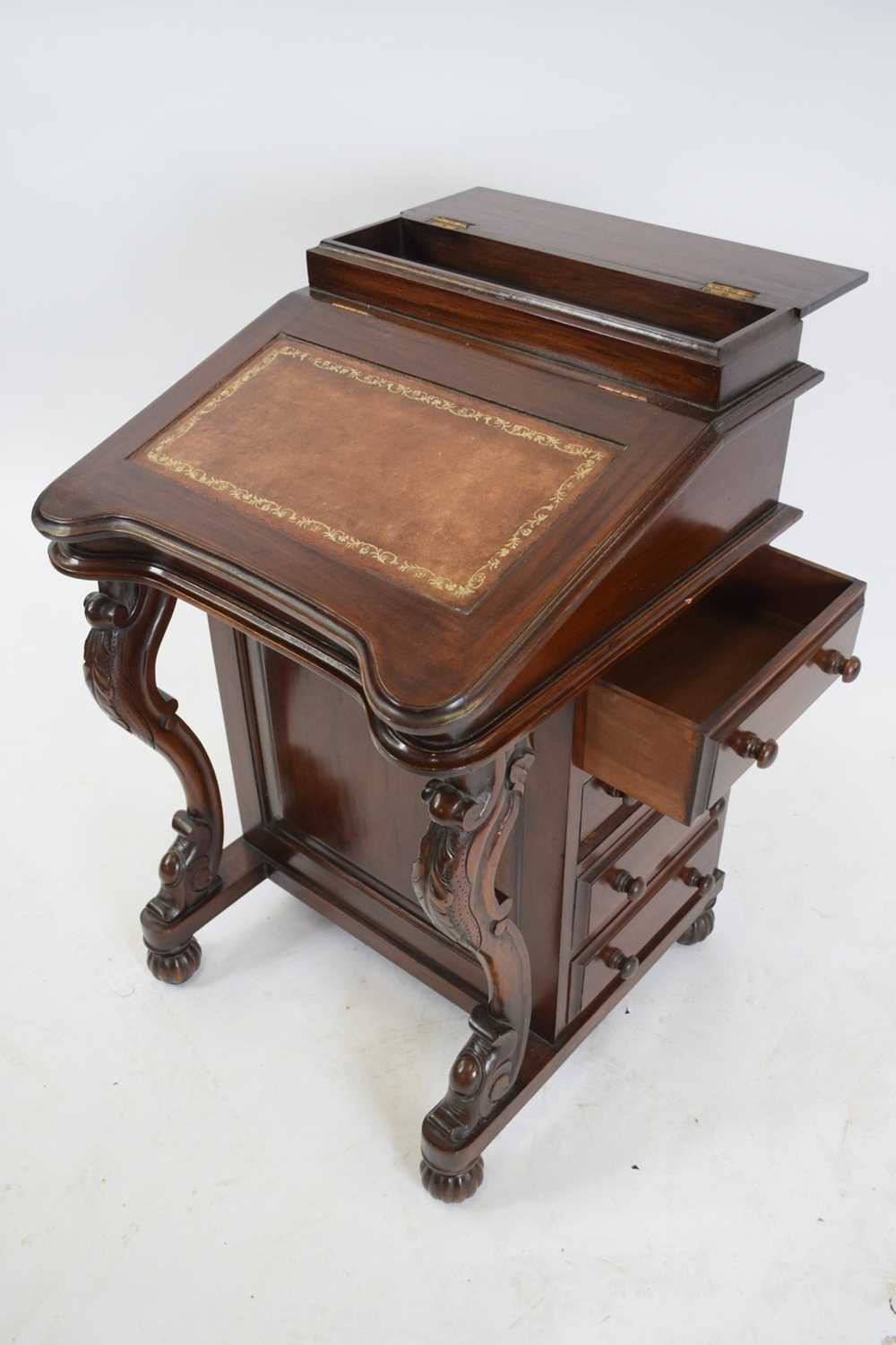 Mahogany Davenport desk, the top section with a lift up storage compartment over a sloped writing - Image 3 of 3
