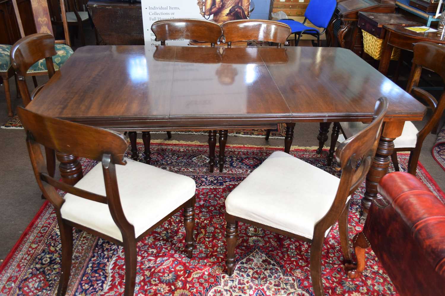 Late Victorian mahogany extending dining table with single leaf together with a set of six Victorian