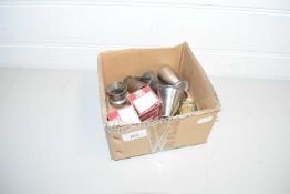 BOX CONTAINING VARIOUS VINTAGE SPIRIT MEASURES