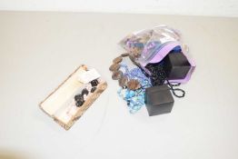 MIXED LOT VARIOUS COSTUME JEWELLERY