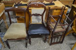 MIXED LOT: TWO VICTORIAN MAHOGANY FRAMED DINING CHAIRS WITH PUSH OUT SEATS TOGETHER WITH TWO CANE