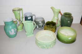 MIXED LOT VARIOUS DECORATED JUGS, BRETBY VASE, BRETBY BOWL AND OTHER ITEMS