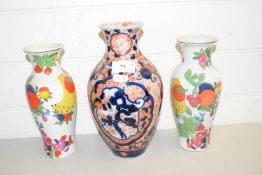 LATE 19TH CENTURY JAPANESE IMARI VASE TOGETHER WITH A PAIR OF MODERN CHINESE BALUSTER VASES (3)