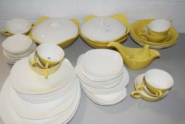 LARGE COLLECTION OF MIDWINTER MODERN FASHION SHAPE MID-CENTURY DINNER AND TEA WARES