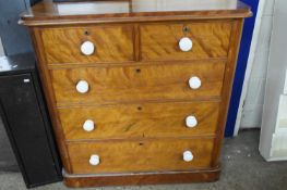VICTORIAN MAHOGANY CHEST OF TWO SHORT OVER THREE LONG DRAWERS WITH WHITE CERAMIC HANDLES, 109CM
