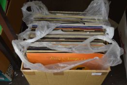 BOX CONTAINING VARIOUS LPS, MAINLY POP MUSIC, THE POLICE, RICK ASTLEY ETC