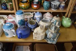 VARIOUS VICTORIAN AND LATER TEA POTS TO INCLUDE BLUE AND WHITE EXAMPLES
