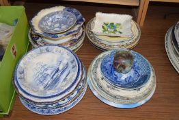 VICTORIAN AND LATER DECORATED PLATES AND BOWLS