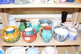 VARIOUS CERAMICS TO INCLUDE A POOLE POTTERY JUG, VICTORIAN JUGS, BRETBY JARDINIERE AND OTHER