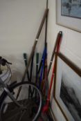 QUANTITY OF GARDENING IMPLEMENTS, A HOE, VARIOUS SHEARS ETC