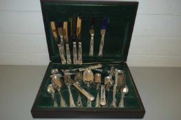 CASED SILVER PLATED KINGS PATTERN CUTLERY