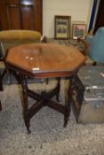 LATE VICTORIAN AMERICAN WALNUT OCTAGONAL TOPPED OCCASIONAL TABLE, 60CM WIDE